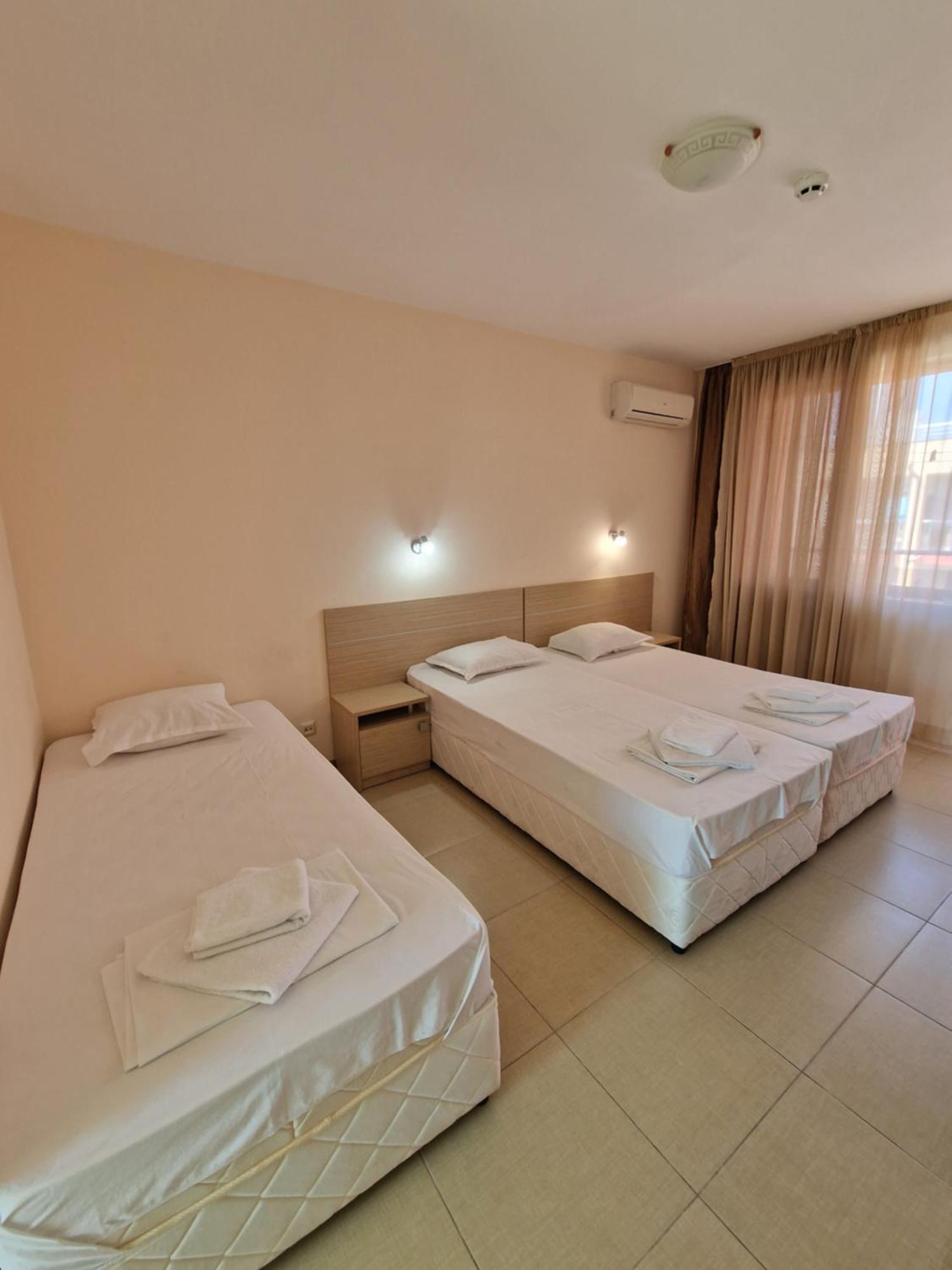 Александра Hotel Sveti Vlas Exterior foto